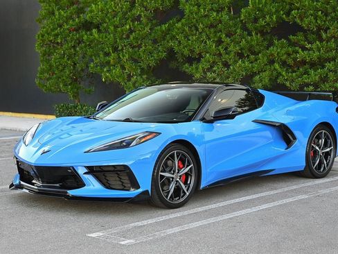 Used 2021 Chevrolet Corvette Stingray Preferred Cpe w/ Engine Appearance Package image 1