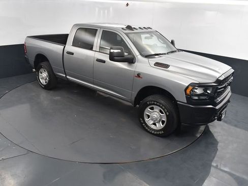 Used 2024 RAM 3500 Tradesman w/ Snow Chief Group image 32