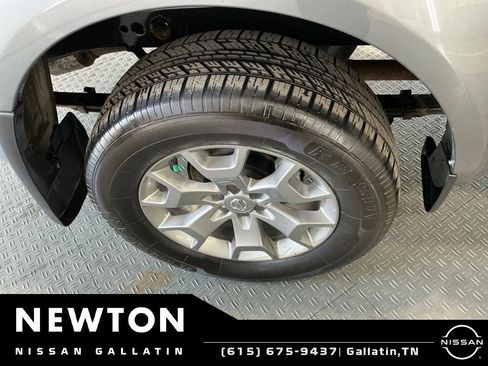 Used 2020 Nissan Frontier SV AWD/4WD image 43