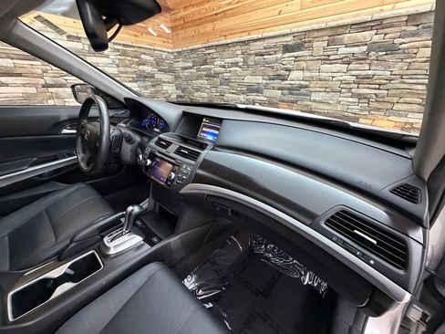 Used 2015 Honda Crosstour EX-L image 13