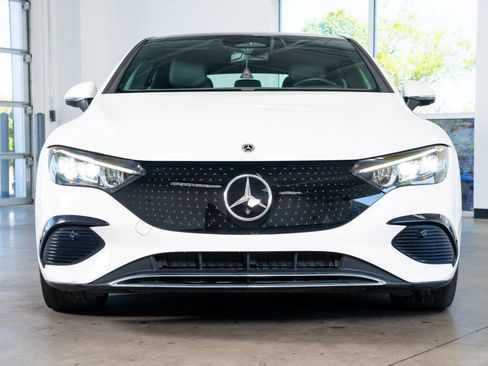 Used 2023 Mercedes-Benz EQE 350+ 4MATIC Sedan image 3