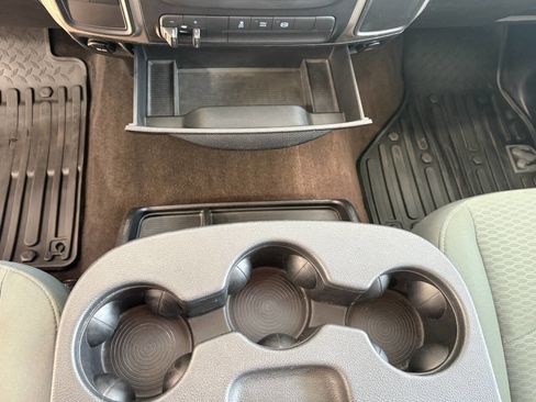 Used 2014 RAM 2500 SLT image 18