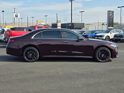 Certified 2022 Mercedes-Benz S 580 4MATIC Sedan w/ AMG Line Package image 6