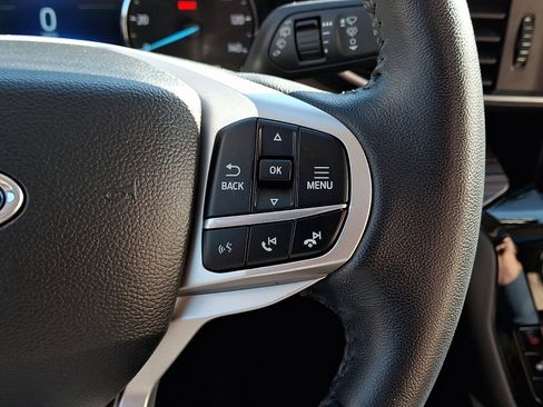 Certified 2023 Ford Explorer Limited w/ Limited Technology Package image 26