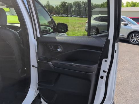Used 2025 Honda Ridgeline Black Edition image 40