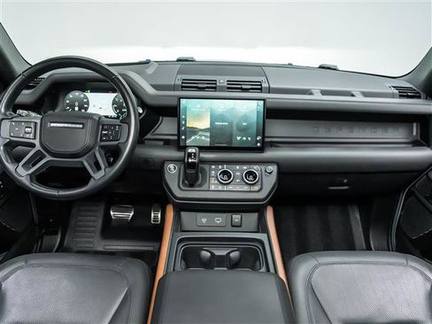 Used 2023 Land Rover Defender 110 X AWD/4WD image 21