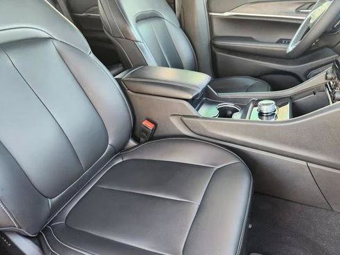 Certified 2025 Jeep Grand Cherokee L Limited w/ Black Appearance Package RWD image 14