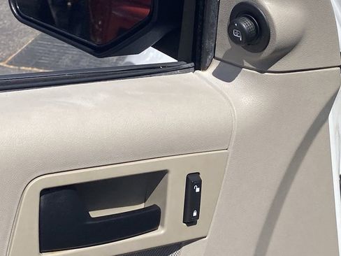 Used 2012 Ford Escape FWD Hybrid image 18