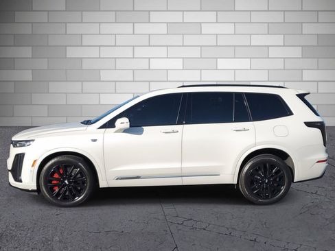 Certified 2023 Cadillac XT6 Sport w/ Technology Package image 2
