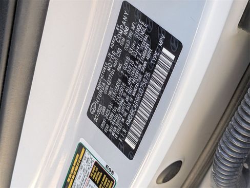 Certified 2024 Hyundai Kona SEL image 29