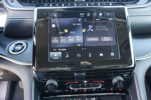 Used 2023 Jeep Grand Cherokee L Laredo AWD/4WD image 20