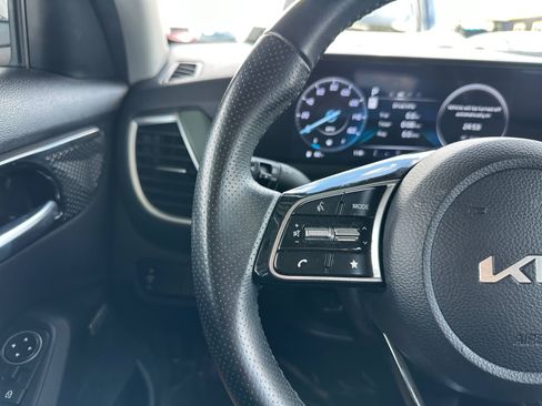 Used 2024 Kia Seltos SX AWD/4WD image 23