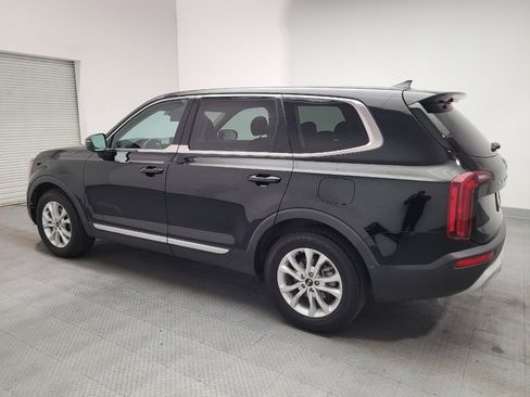 Used 2021 Kia Telluride LX FWD image 3