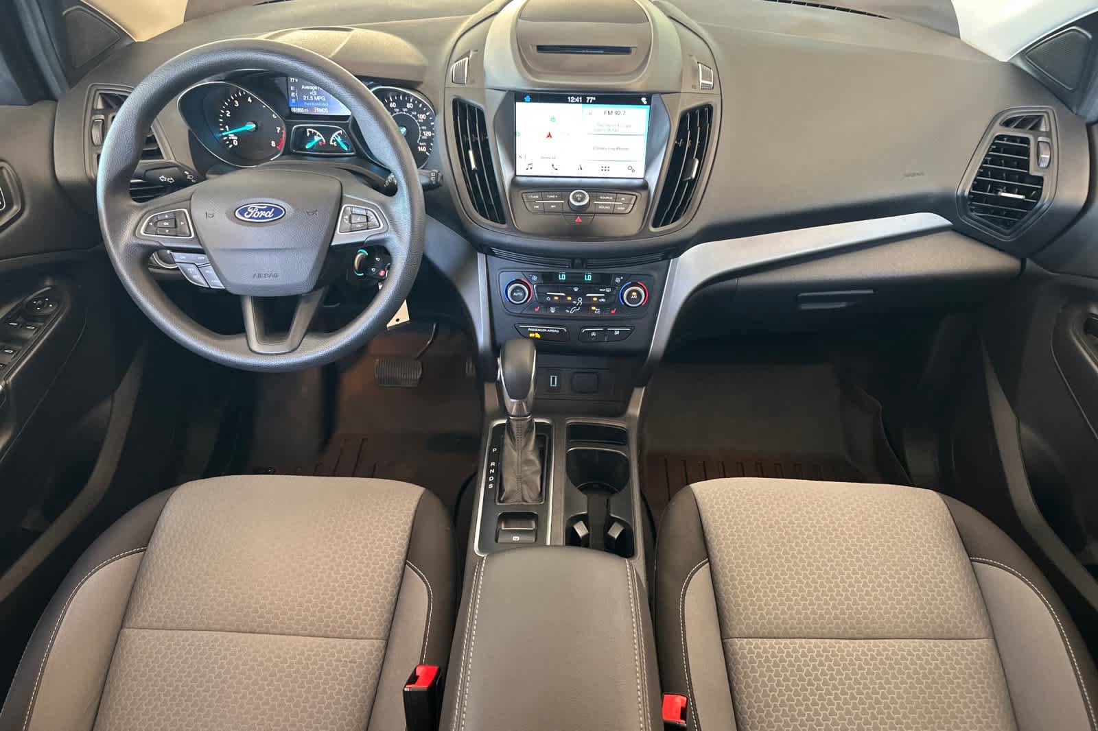 Used 2018 Ford Escape SE w/ SE Sync 3 Package AWD/4WD image 14