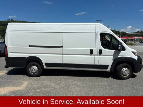 Used 2023 RAM ProMaster 3500 w/ Driver Convenience Group FWD image 4
