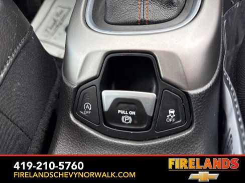 Used 2020 Jeep Compass Latitude w/ Cold Weather Group image 35