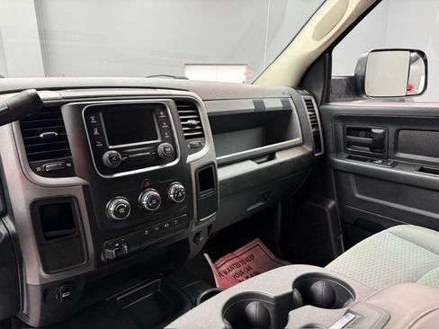 Used 2014 RAM 3500 Tradesman w/ Chrome Appearance Group AWD/4WD image 10