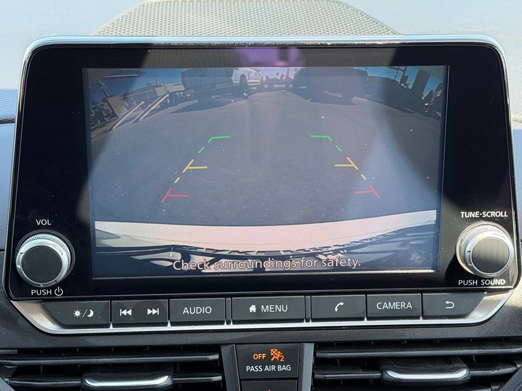 Certified 2024 Nissan Altima 2.5 SV FWD image 30
