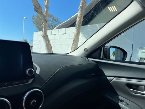 Used 2025 Nissan Sentra SV image 35