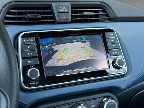 Used 2025 Nissan Versa SV image 22