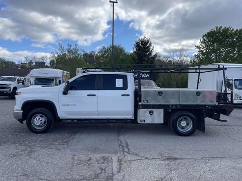 Used 2024 Chevrolet Silverado 3500 W/T w/ WT Convenience Package AWD/4WD image 6