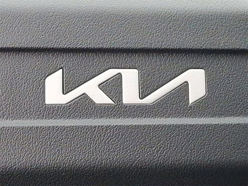 New 2026 Kia Sorento LX image 12