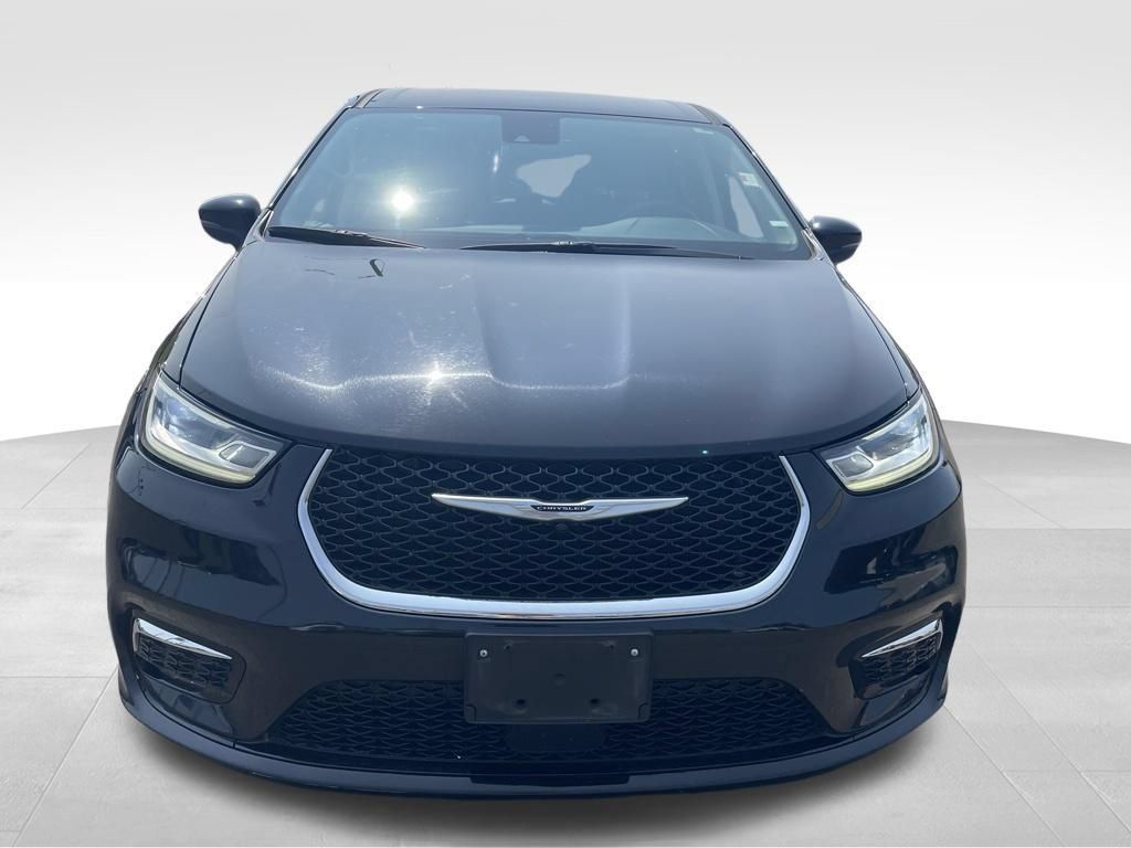 Used 2023 Chrysler Pacifica Touring-L FWD image 21