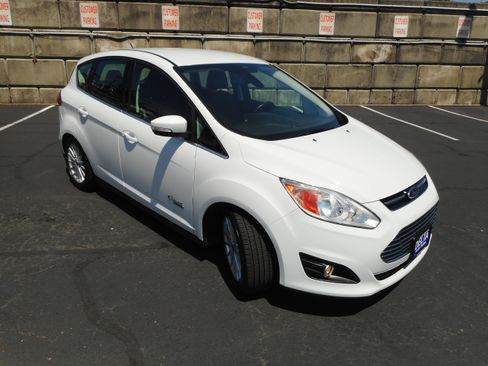 Used 2015 Ford C-MAX Energi SEL FWD image 5
