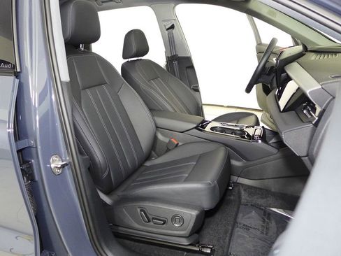 Used 2025 Audi Q6 e-tron Premium Plus w/ Premium Plus image 19