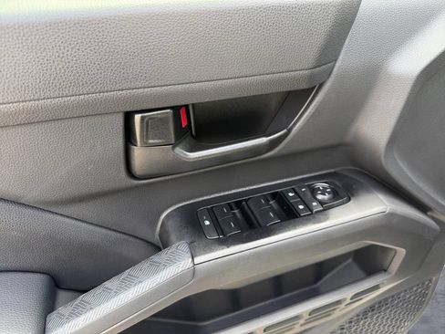 Certified 2026 Toyota Tacoma SR5 AWD/4WD image 23