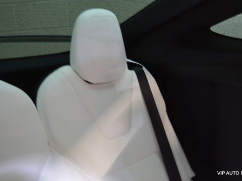 Used 2019 Tesla Model X 100D image 29