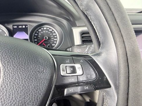 Used 2019 Volkswagen Atlas SE image 14