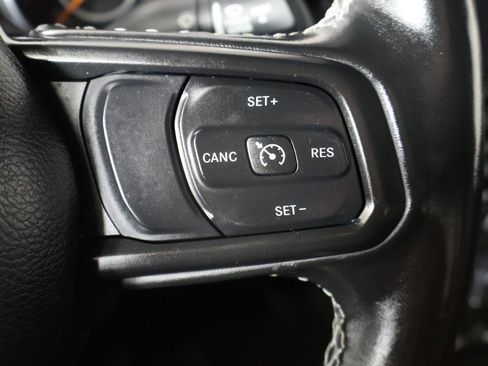 Used 2023 Jeep Gladiator Sport image 36