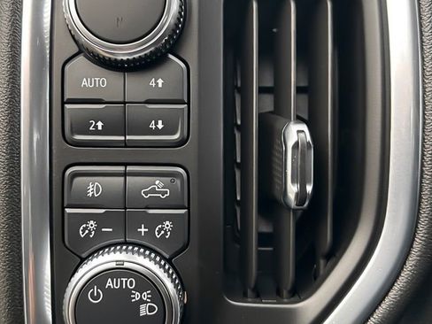 Used 2021 GMC Sierra 1500 Elevation image 26