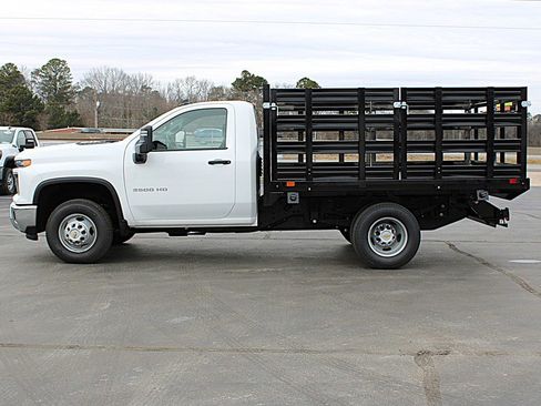 Used 2024 Chevrolet Silverado 3500 W/T w/ Snow Plow Prep Package image 6