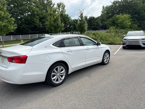 Used 2016 Chevrolet Impala LT w/ Convenience Package FWD image 4