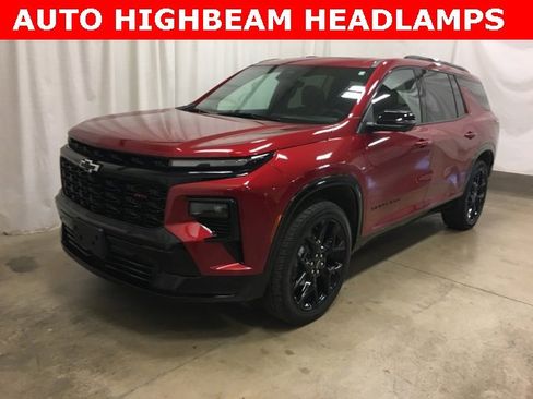 Used 2024 Chevrolet Traverse RS w/ LPO, Floor Liner Package image 9