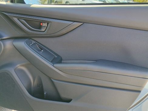 Used 2019 Subaru Crosstrek 2.0i Premium w/ Eyesight System image 21