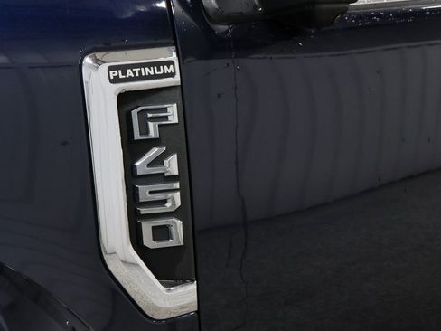 Used 2022 Ford F450 Platinum w/ FX4 Off-Road Package image 10