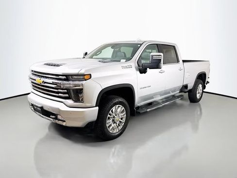 Used 2022 Chevrolet Silverado 3500 High Country w/ Z71 Off-Road Package AWD/4WD image 3