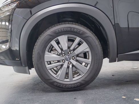 Used 2024 Nissan Pathfinder SV AWD/4WD image 9