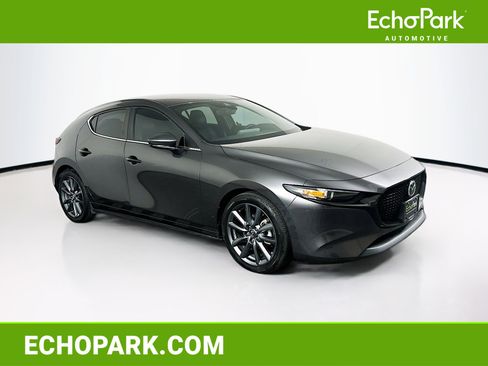 Used 2022 MAZDA MAZDA3 s image 1