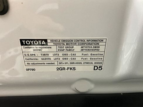 Used 2021 Toyota Tacoma TRD Off-Road AWD/4WD image 26