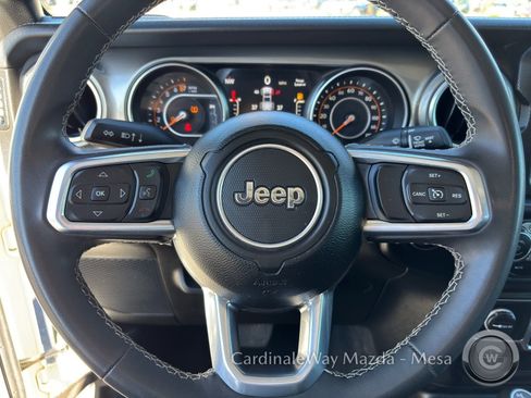 Used 2023 Jeep Gladiator Overland image 26
