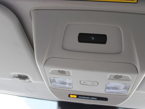 New 2026 Ford Transit 250 148 Medium Roof w/ Load Area Protection Package image 20