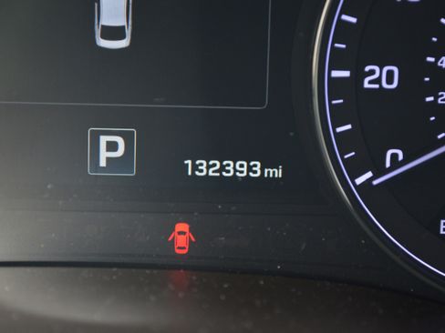 Used 2015 Hyundai Genesis 3.8 w/ Option Group 03 image 17