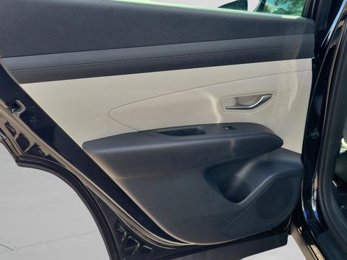 New 2026 Hyundai Tucson Blue SE image 14