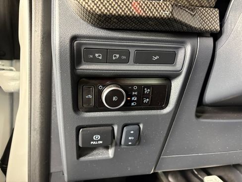 Used 2024 Ford F150 Lariat w/ Equipment Group 502A High image 13