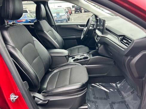 Certified 2024 Ford Escape Base image 18