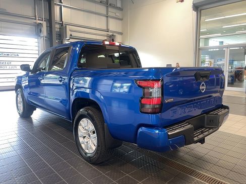 Used 2024 Nissan Frontier SV w/ SV Convenience Package image 16